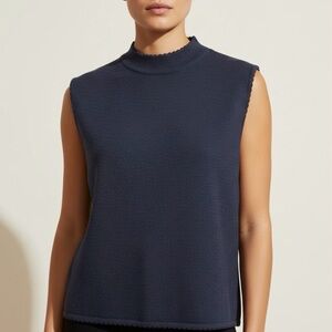 St. John Gray Sleeveless Mock Neck Blouse Size Large Heavy Knit Made in USA